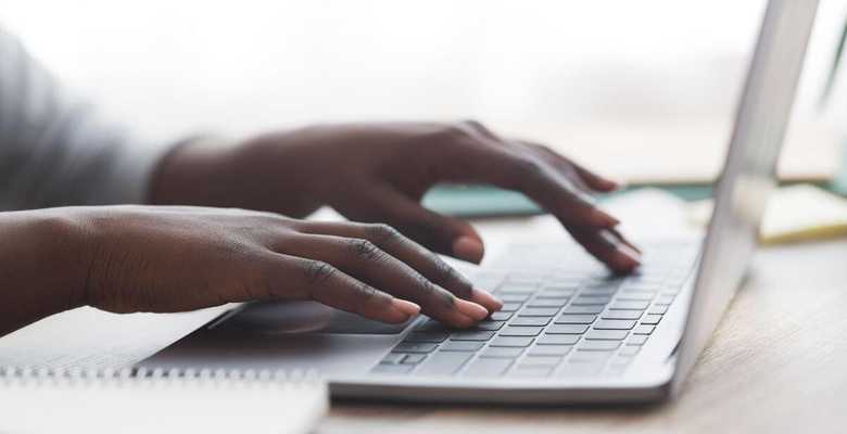 AI-powered blogging: How to launch and grow your blog with B12